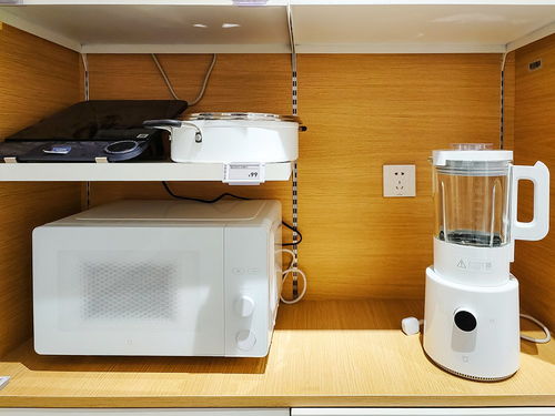 从迷你家电到独食火锅 单身经济如何重塑独居生活的“橱柜”与日常